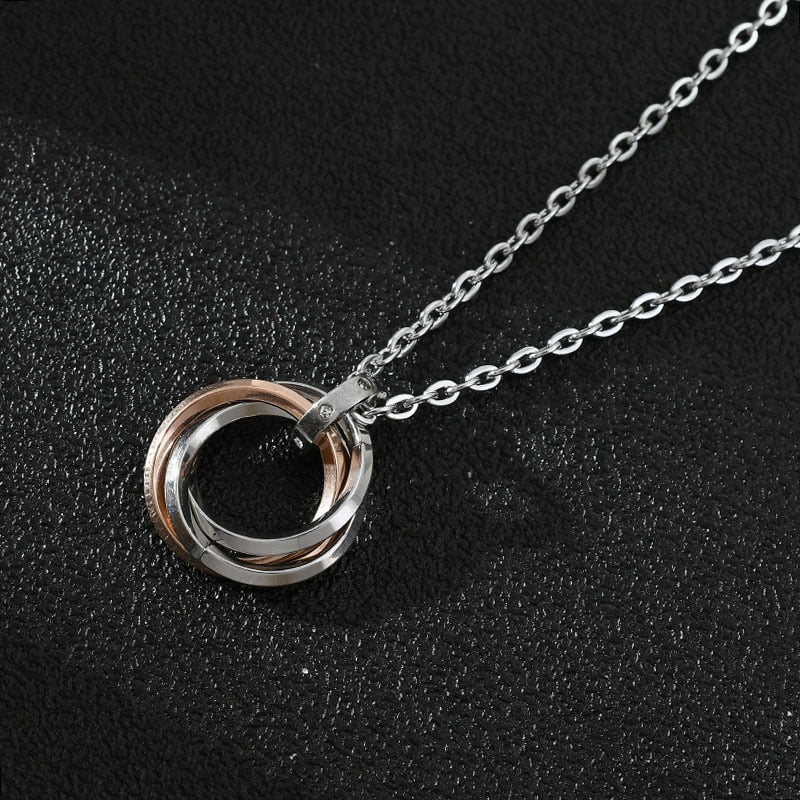 Round Loop Pendant Necklace